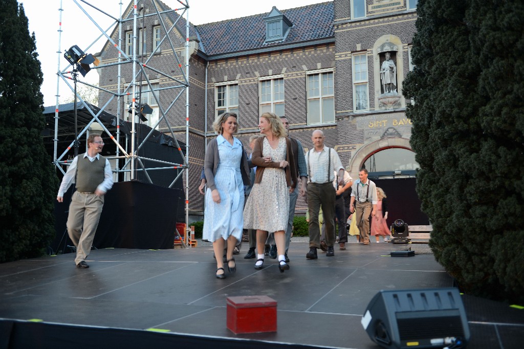../Images/De Passie II Noordwijkerhout in de oorlogsjaren 125.jpg